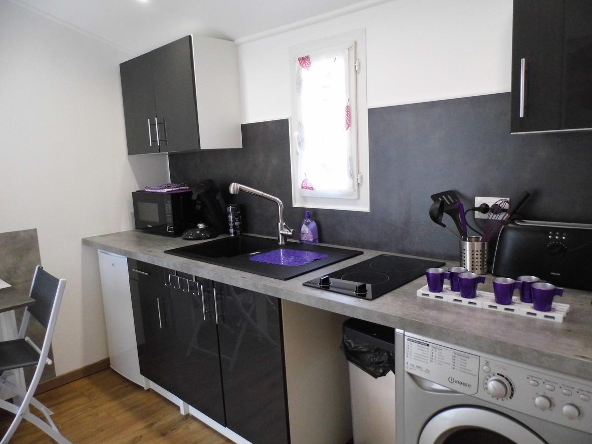 3 indépendants dans villa avec piscine terrasse, jardin, parking clos, wifi Meyreuil Esterno foto