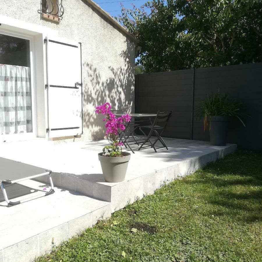 3 indépendants dans villa avec piscine terrasse, jardin, parking clos, wifi Meyreuil Esterno foto